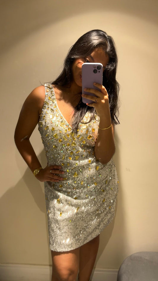 VESTIDO BRILLO CORTO PLATEADO